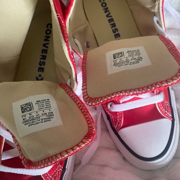 Converse Chuck Taylor High Top - Picture 4 of 4